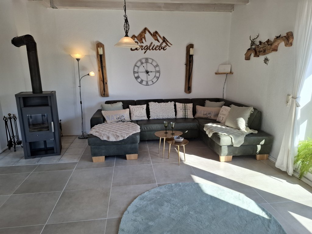 modernes, offenes Wohnzimmer