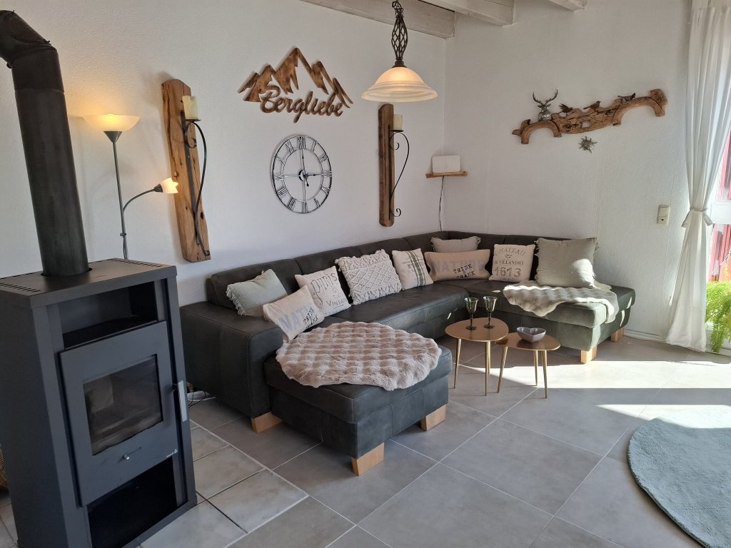 modernes, offenes Wohnzimmer